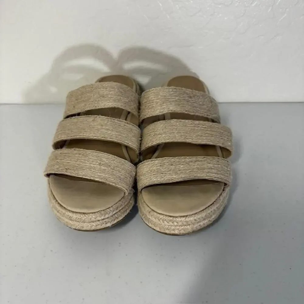 Eileen Fisher brand eileen